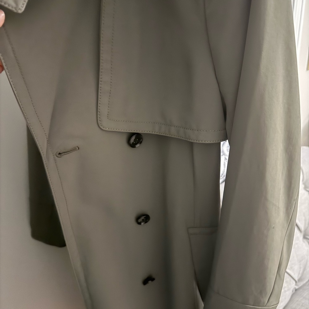 Banana Republic Women's Classic Olive Green Trench Coat 🧥 - Picture 3 of 7